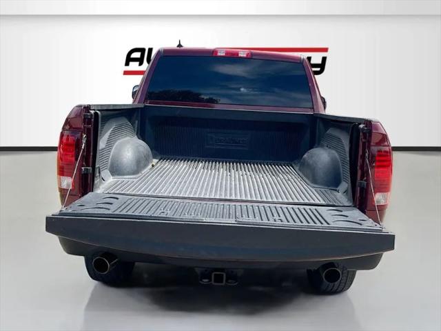 2022 Ram 1500 Classic SLT