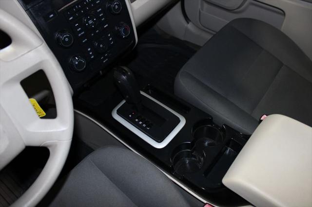 2011 Ford Escape XLS