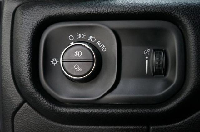 2022 Ram 1500 Lone Star Quad Cab 4x2 6'4" Box