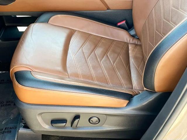 2023 Nissan Pathfinder Platinum 4WD