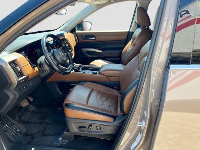 2023 Nissan Pathfinder Platinum 4WD