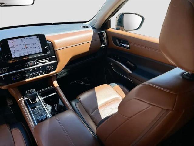 2023 Nissan Pathfinder Platinum 4WD