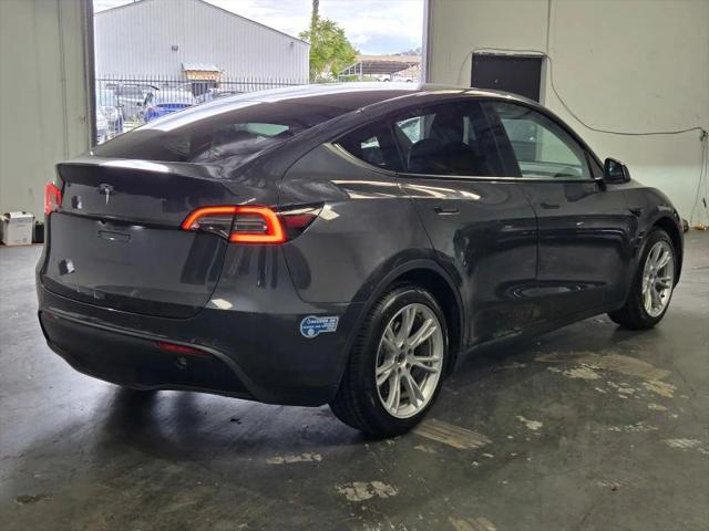 2021 Tesla Model Y Standard Range Rear-Wheel Drive