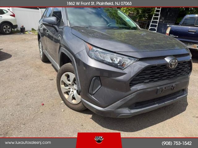 2019 Toyota RAV4 LE