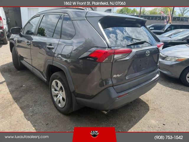 2019 Toyota RAV4 LE