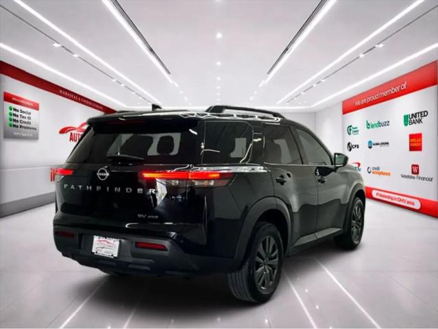 2022 Nissan Pathfinder SV 4WD