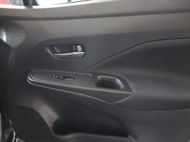 2021 Nissan Versa SV Xtronic CVT
