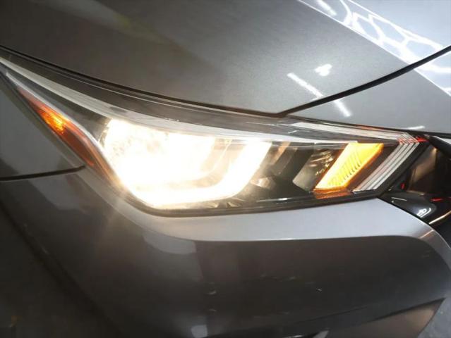 2021 Nissan Versa SV Xtronic CVT