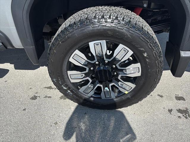 2026 GMC Sierra 3500HD Crew Cab, Long Bed, Denali, 4WD