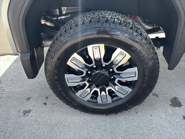 2026 GMC Sierra 3500HD Crew Cab, Long Bed, Denali, 4WD