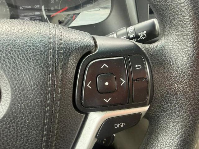 2017 Toyota Sienna LE 8 Passenger