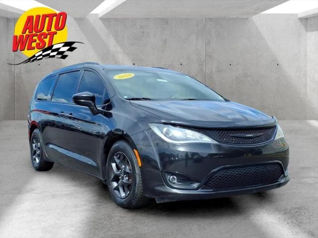 2020 Chrysler Pacifica Touring L Plus