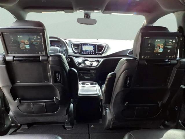 2020 Chrysler Pacifica Touring L Plus