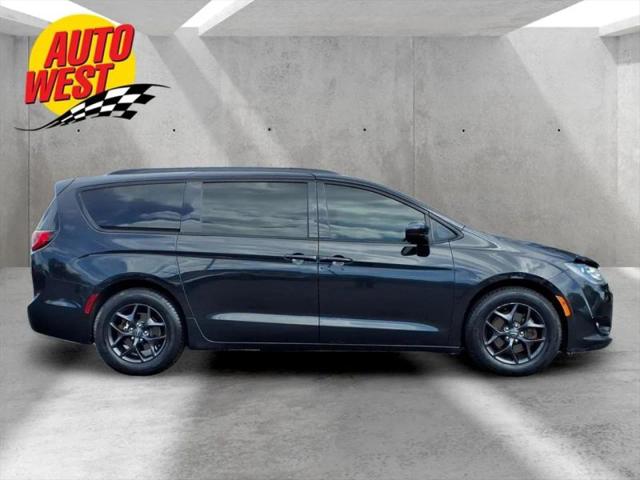 2020 Chrysler Pacifica Touring L Plus