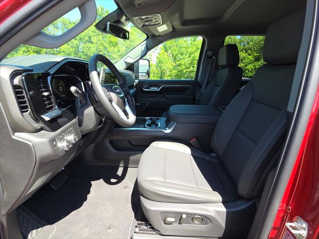 2026 GMC Sierra 2500HD Crew Cab, Standard Bed, SLT, 4WD