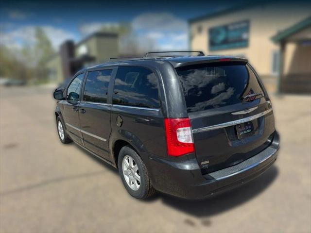 2011 Chrysler Town & Country Touring