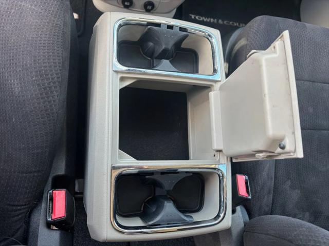 2011 Chrysler Town & Country Touring