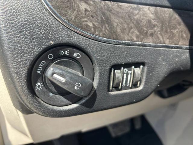 2011 Chrysler Town & Country Touring