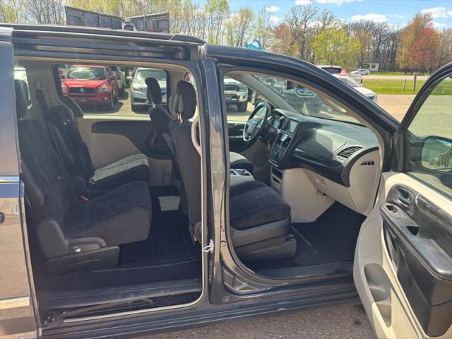 2011 Chrysler Town & Country Touring