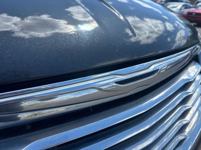 2011 Chrysler Town & Country Touring