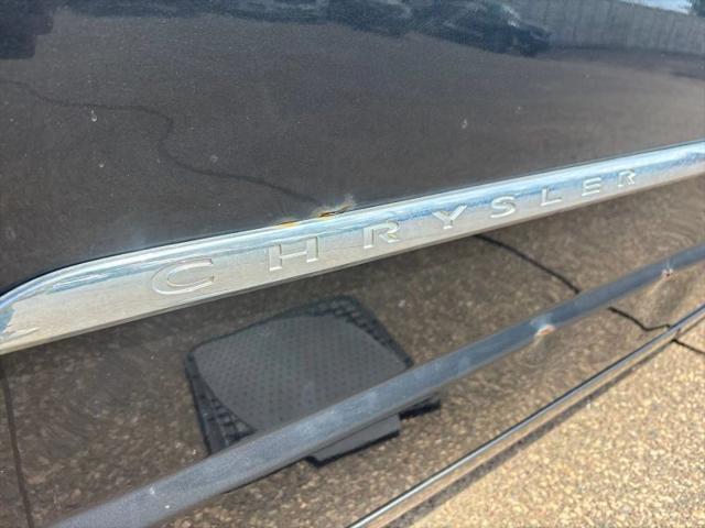 2011 Chrysler Town & Country Touring