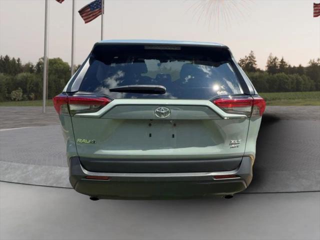 2020 Toyota RAV4 XLE
