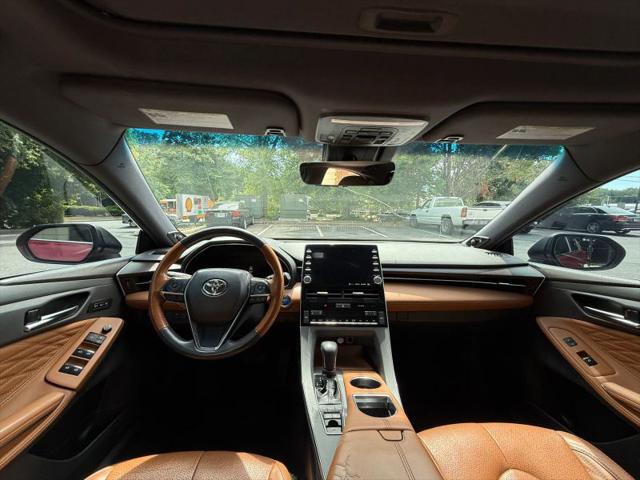 2019 Toyota Avalon Hybrid Limited