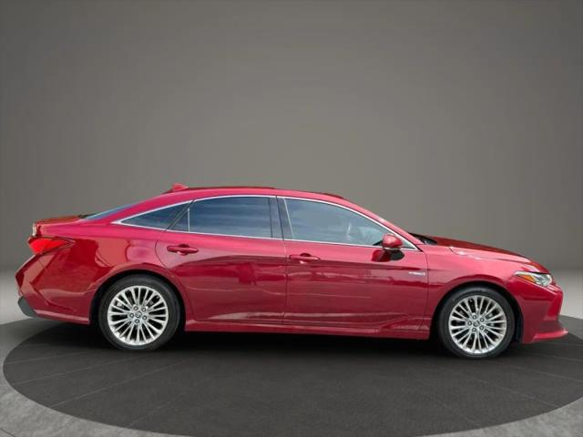 2019 Toyota Avalon Hybrid Limited