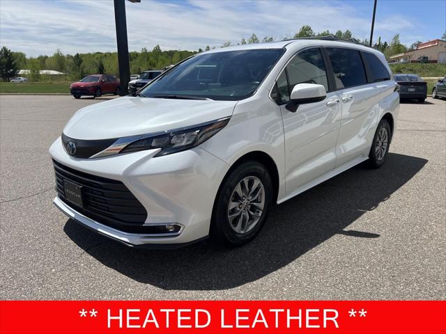 2024 Toyota Sienna XLE
