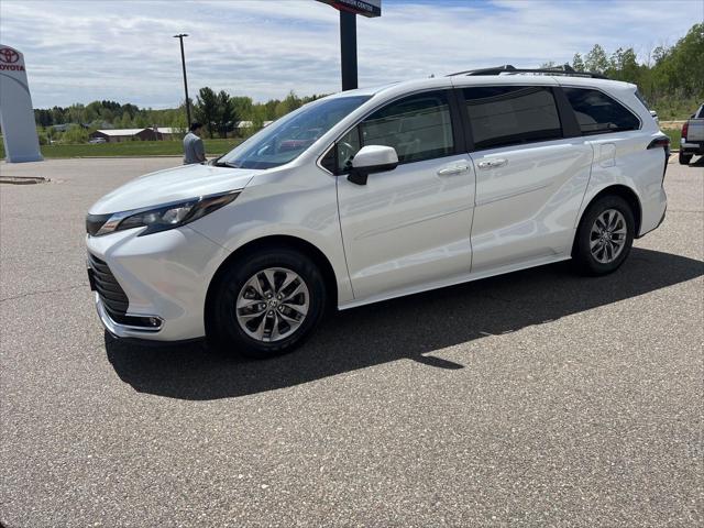 2024 Toyota Sienna XLE