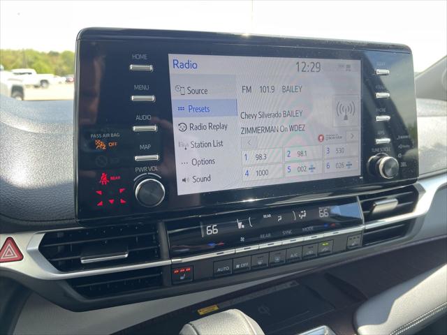 2024 Toyota Sienna XLE