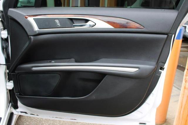 2014 Lincoln MKZ Base