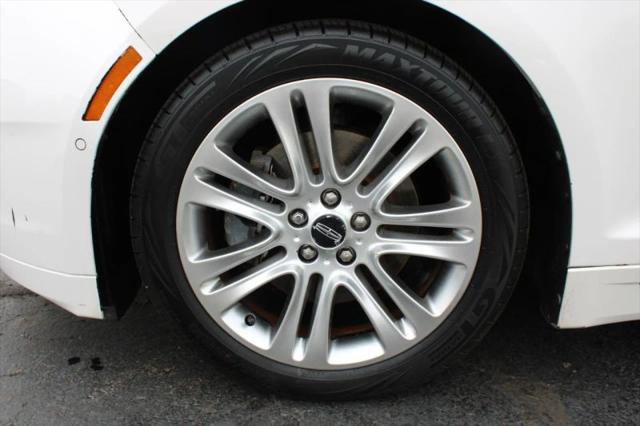 2014 Lincoln MKZ Base