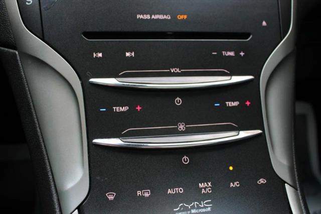 2014 Lincoln MKZ Base