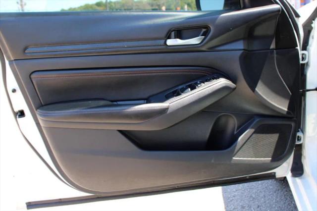 2020 Nissan Altima SR FWD