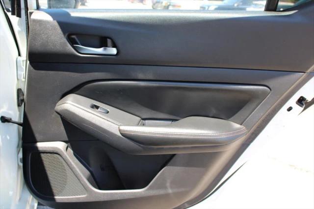 2020 Nissan Altima SR FWD
