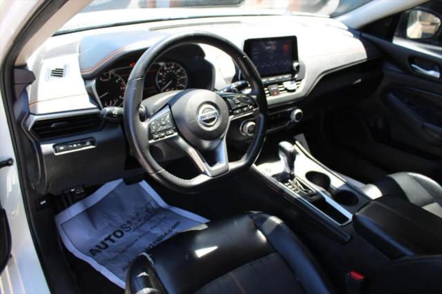2020 Nissan Altima SR FWD
