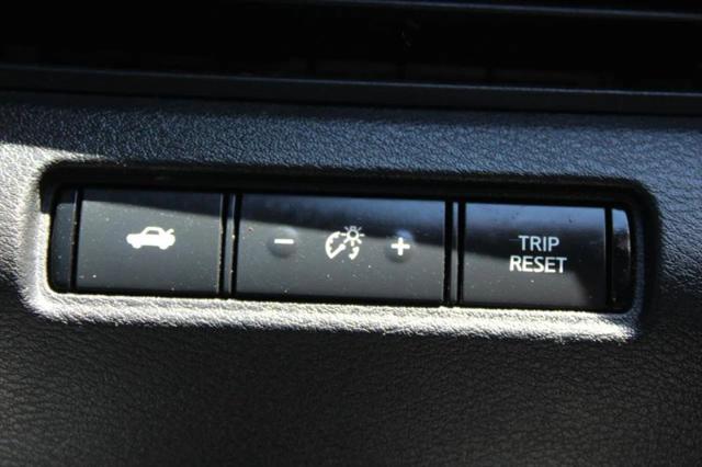 2020 Nissan Altima SR FWD