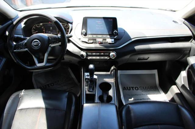 2020 Nissan Altima SR FWD