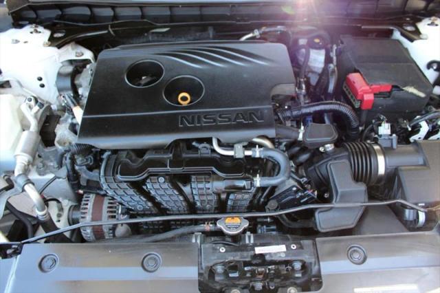 2020 Nissan Altima SR FWD