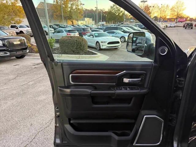 2022 Ram 3500 Laramie Crew Cab 4x4 8' Box