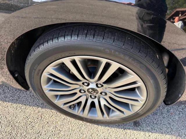 2014 Kia Cadenza Premium