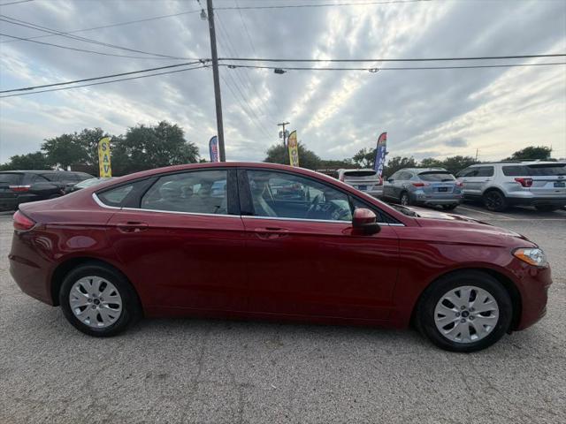 2019 Ford Fusion S