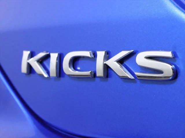 2021 Nissan Kicks SV Xtronic CVT