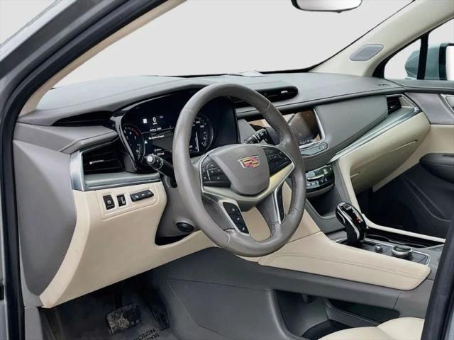 2023 Cadillac XT5 FWD Premium Luxury