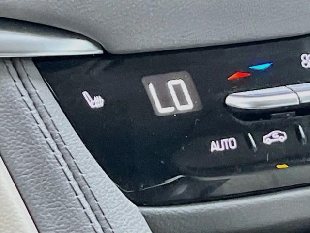 2023 Cadillac XT5 FWD Premium Luxury