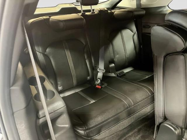 2024 Mazda X-90 3.3 Turbo Select