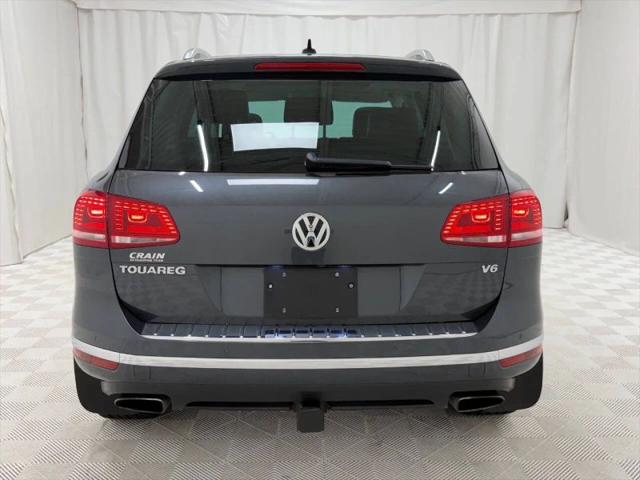 2016 Volkswagen Touareg VR6 Lux