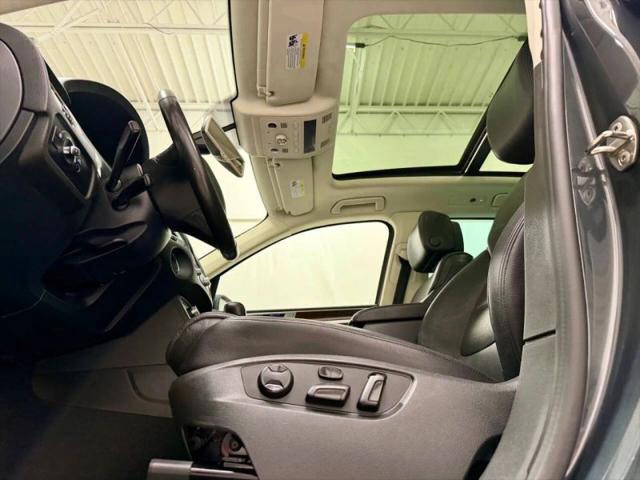 2016 Volkswagen Touareg VR6 Lux