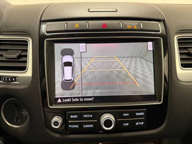 2016 Volkswagen Touareg VR6 Lux